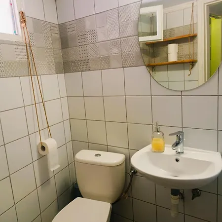 Super Cozy Place For Couples In The Center Kavala